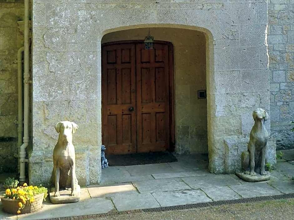 Lisle Combe