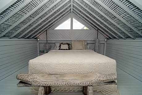 Premier Mezzanine Bungalow