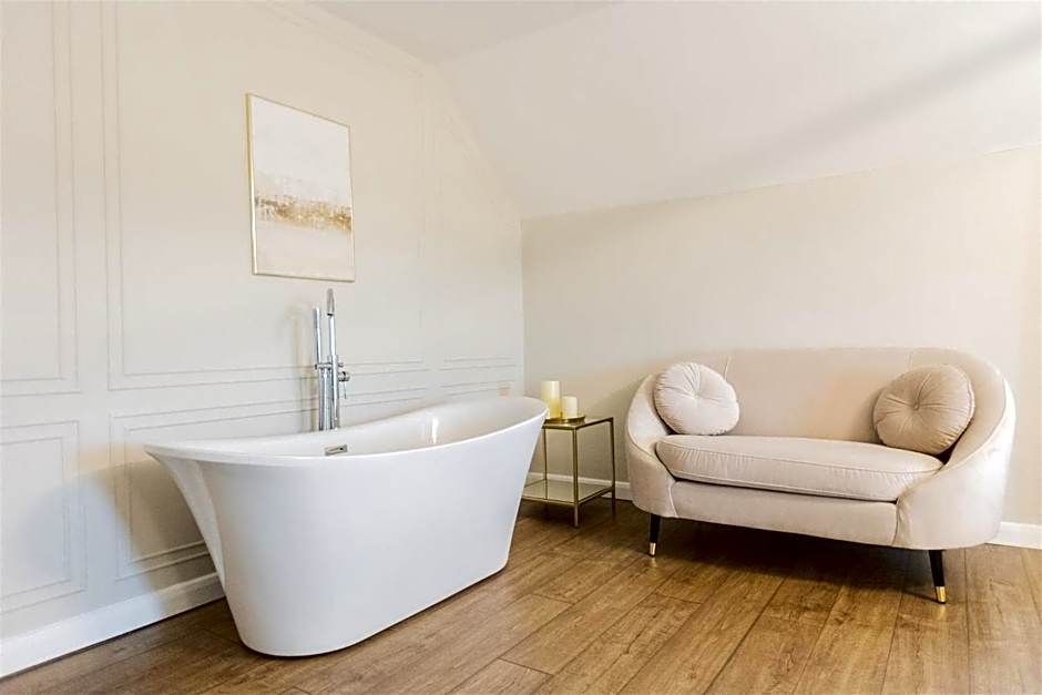 Marshall Meadows Manor House