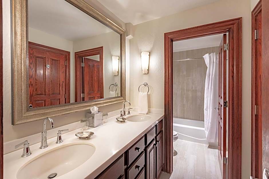 Beaver Creek Lodge, Autograph Collection by Marriott