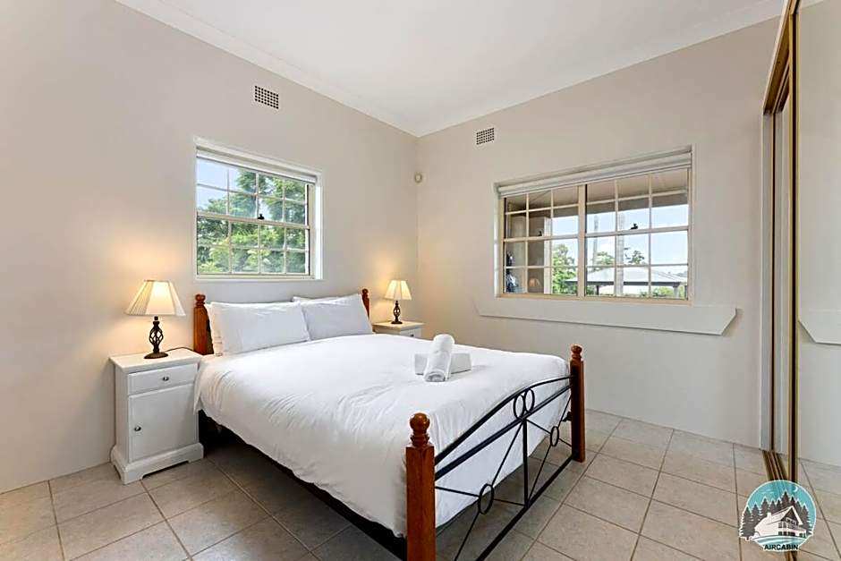 Aircabin - Blakehurst - Spacious - 5 Beds House