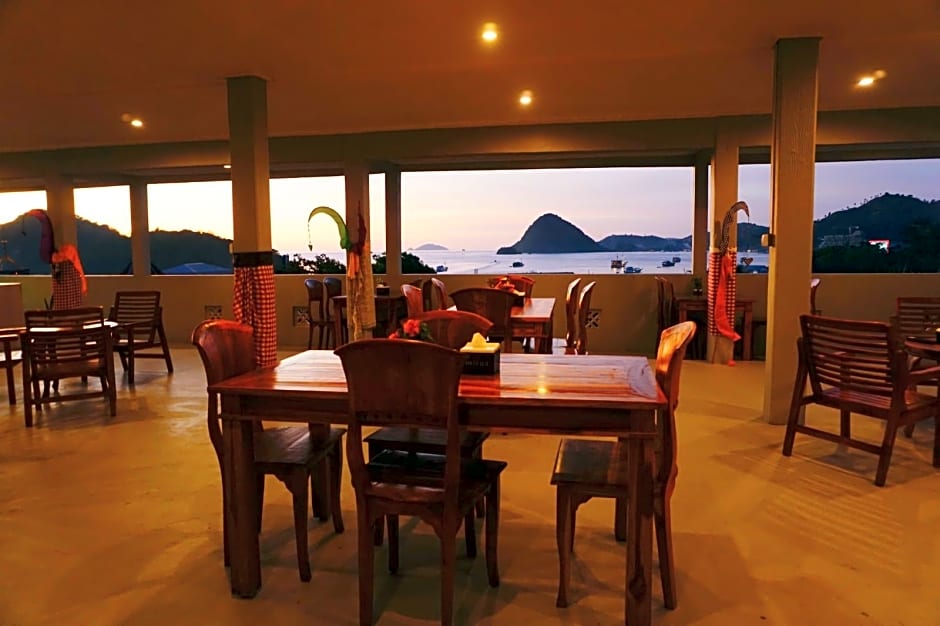 Komodo Lodge