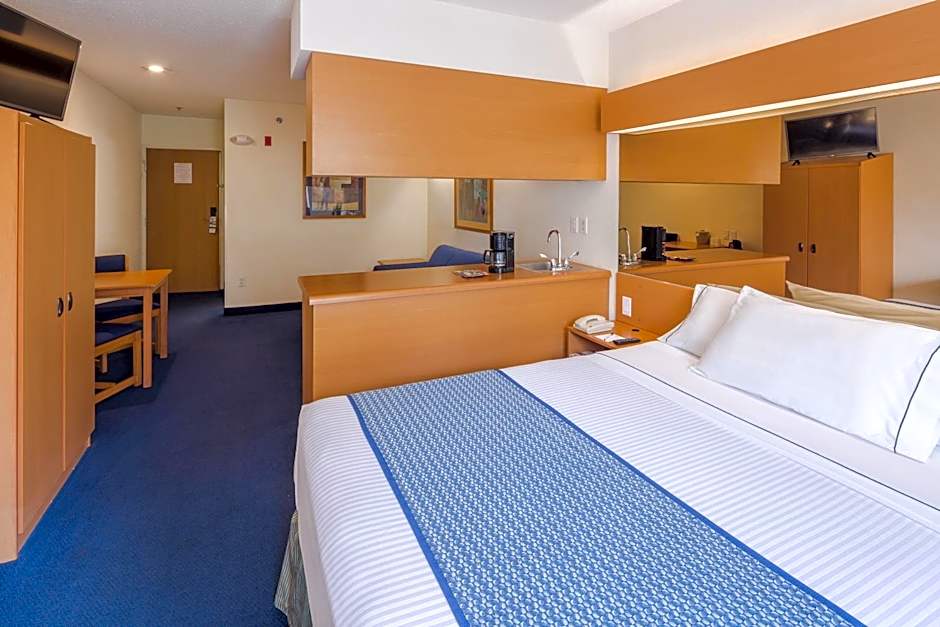 Microtel Inn & Suites By Wyndham Culiacan