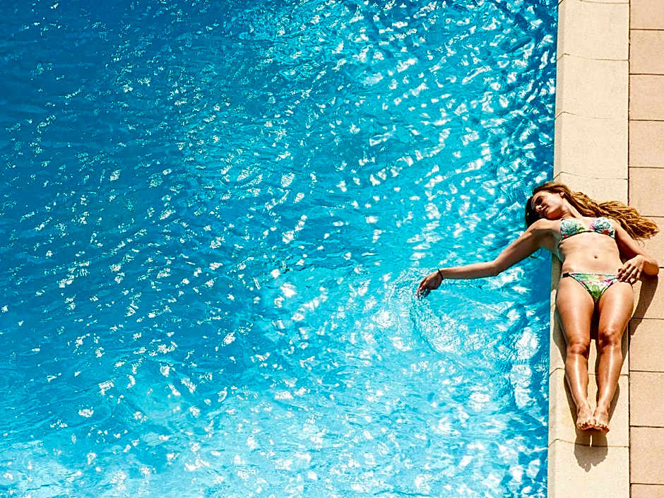 B&B HOTEL Lyon Nord 4 étoiles