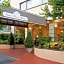 The State Plaza Hotel