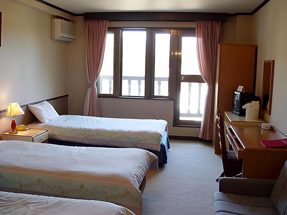 Petit Hotel Shitaka
