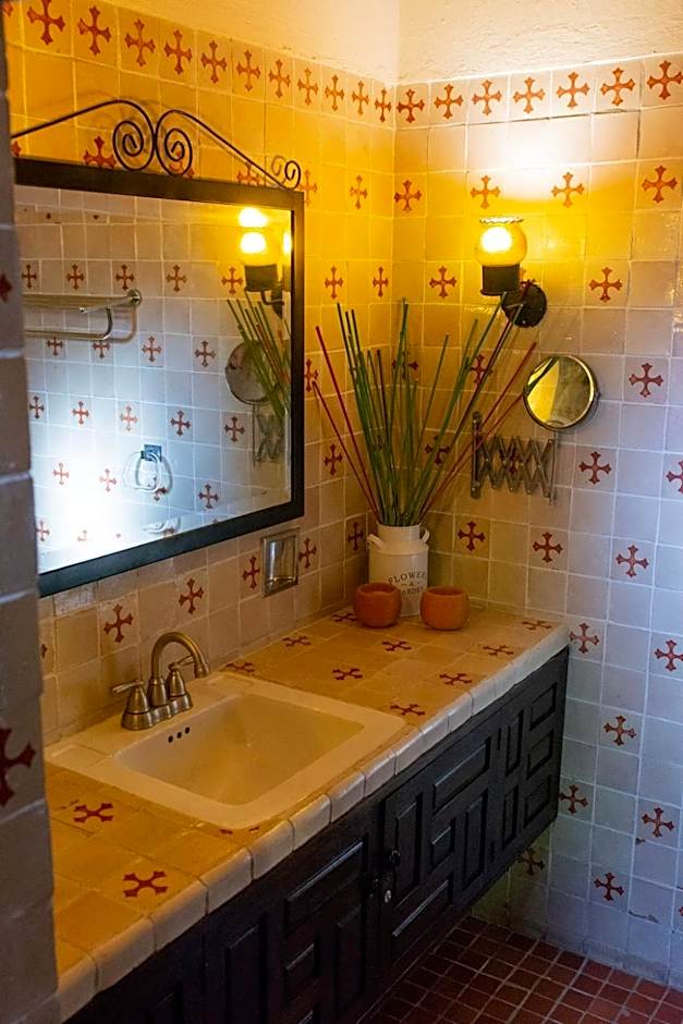 Casa Palomas Bed and Breakfast