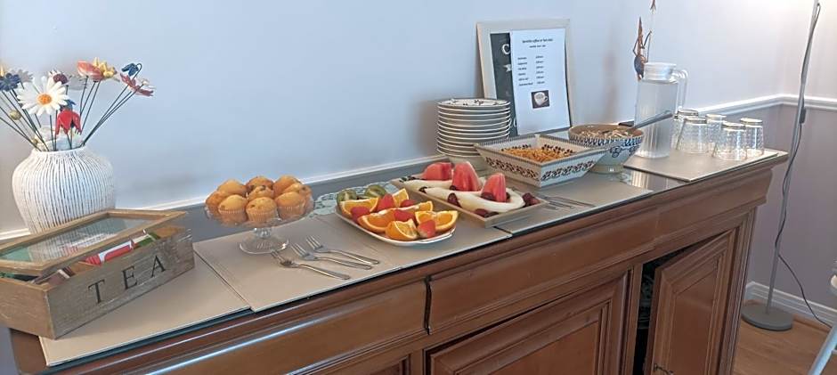 Twin Oaks Bed & Breakfast