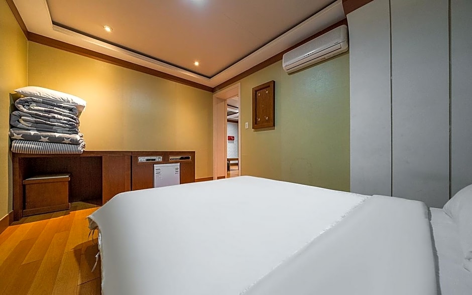 Taebaek Tourist Hotel (Sorano)