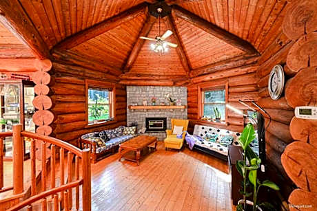 Loghouse holiday beautiful serenity Journey，4beds