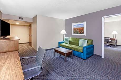 Two-Bedroom Suite with Roll-In Shower - Disability Access