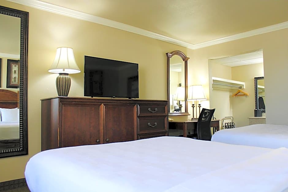 Baymont by Wyndham McAlester Hwy 69