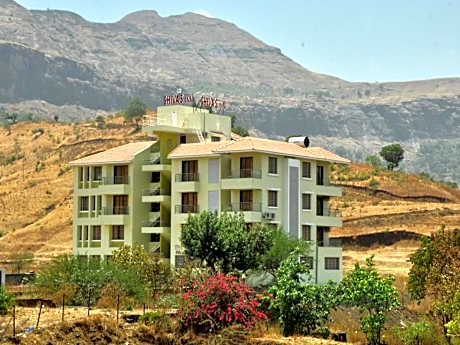 Hotel Shivas Inn