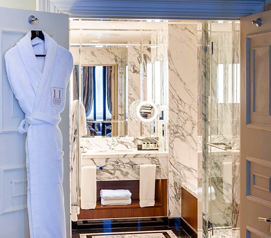 No.11 Cadogan Gardens