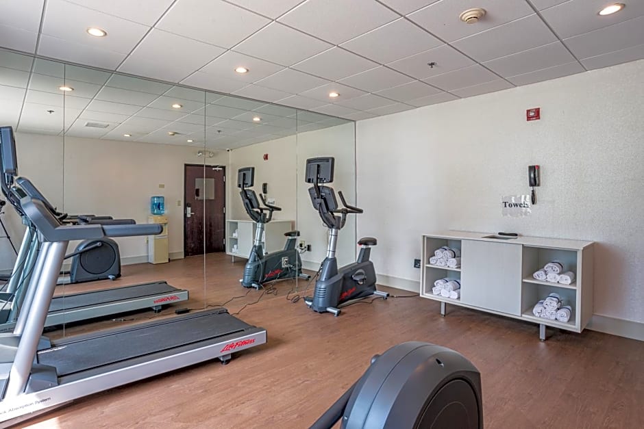 Holiday Inn Express Hotel & Suites Swansea By IHG