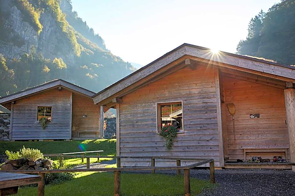 Hüttenhotel Husky Lodge