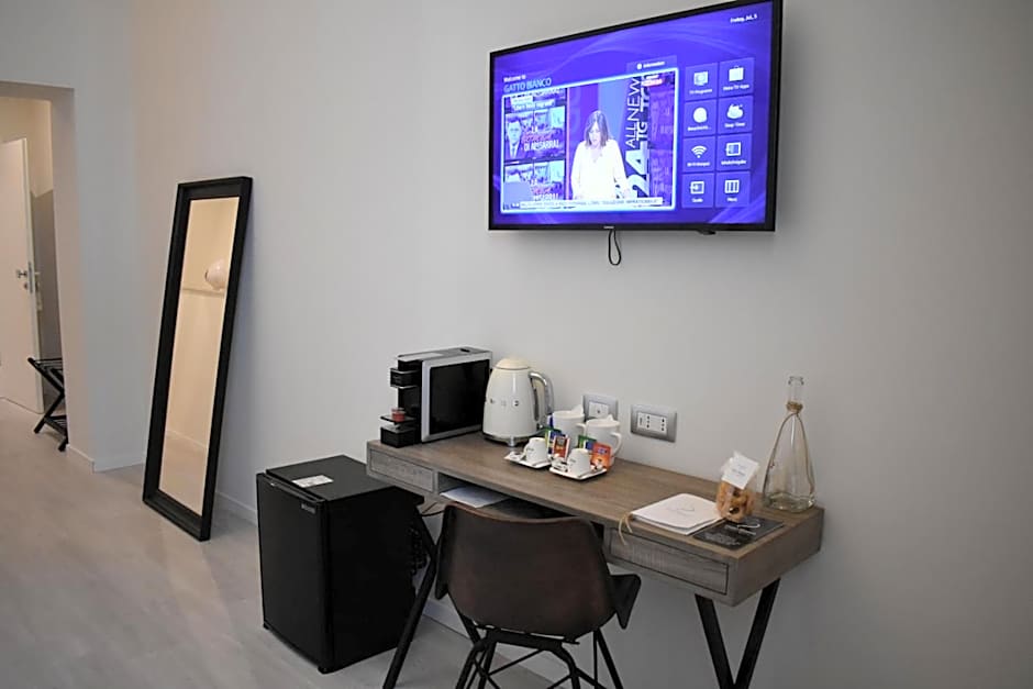 Gatto Bianco Duchessa