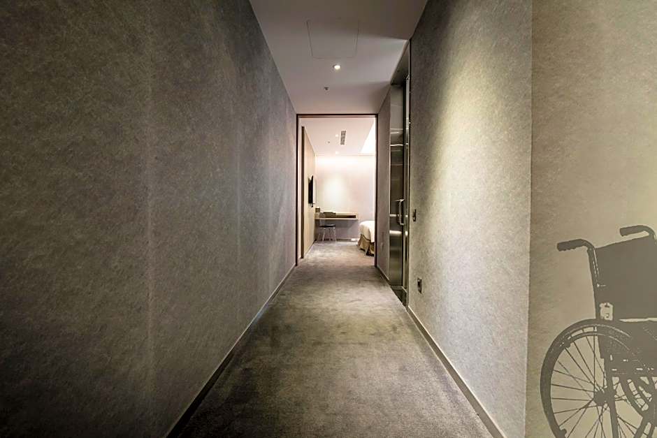 CHECK inn Taipei Nanjing