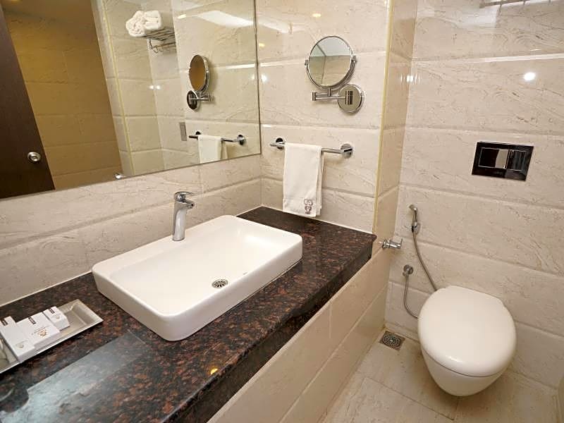 Hotel Ganpat Grand Palani