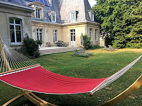 Le Château d'Hermonville B&B / Chambres d'hôtes