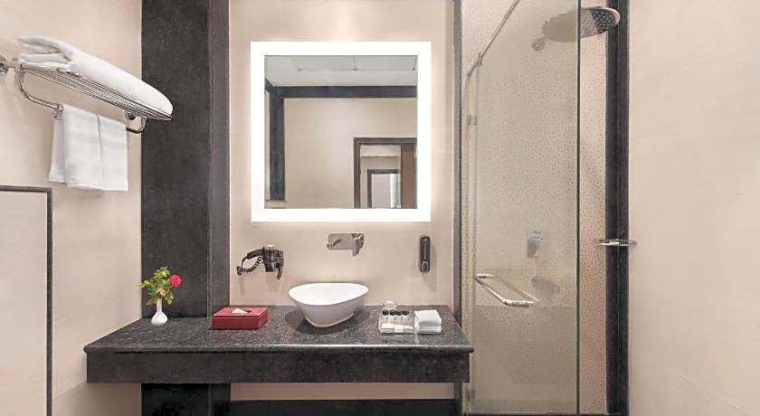 Ramada by Wyndham Varanasi Katesar