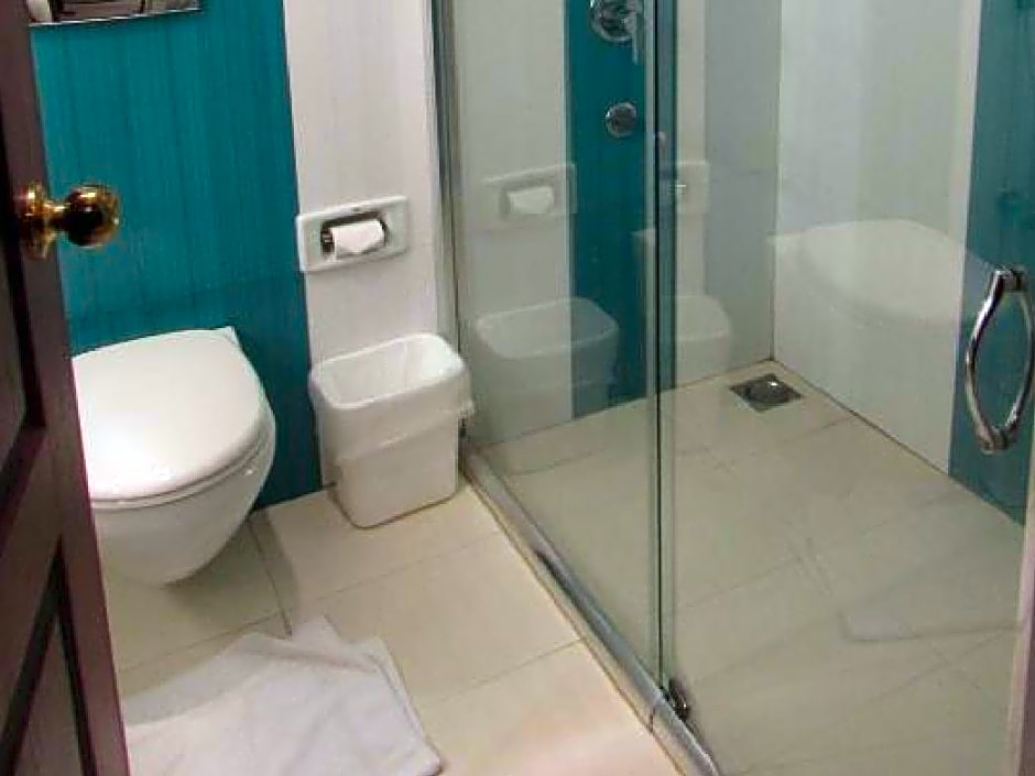 Shenbaga Hotel & Convention Centre