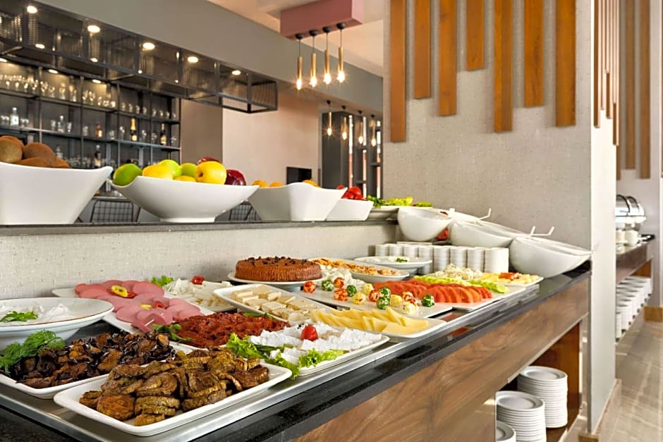 Ramada by Wyndham Van