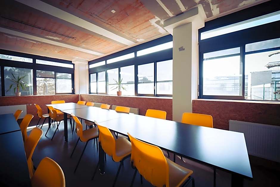 Urban Hotel The Golden Stork