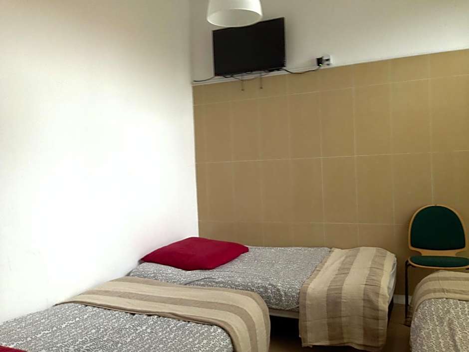 Green Country Hostel