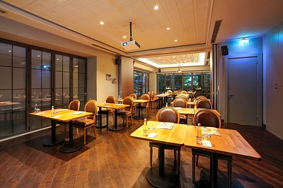 39 Kalamış Marina Hotel & Restaurant