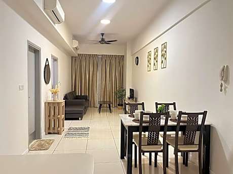 Sutera Avenue The residences, Opposite Imago Shopping Mall, NDS Homestay