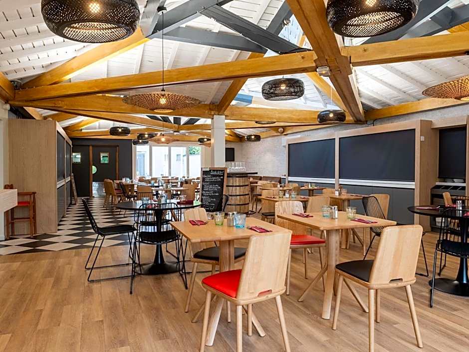 ibis Lyon Est Bron