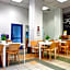 Warsaw Hostel Centrum Private Rooms & Dorms