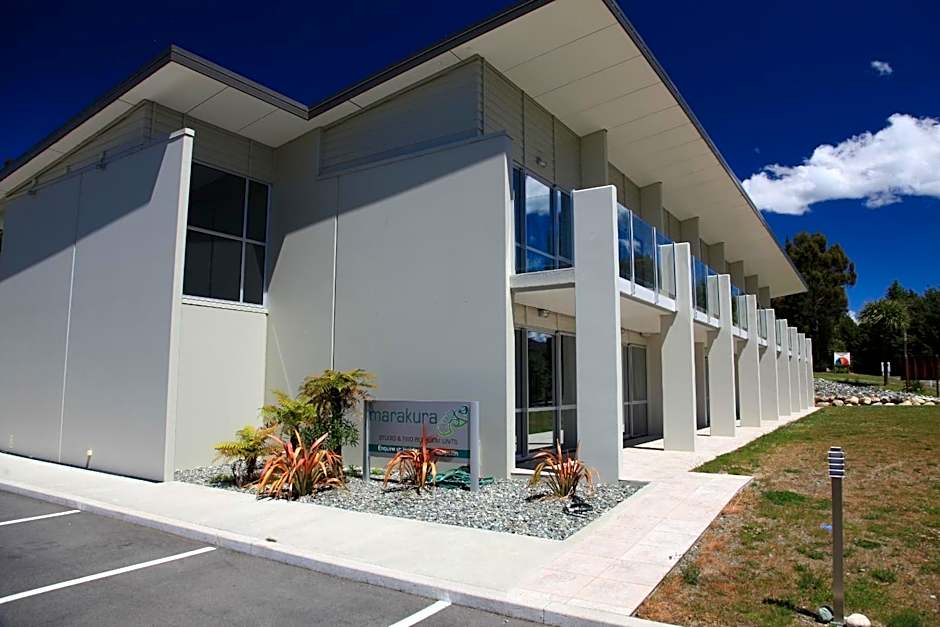 Marakura Deluxe Motel