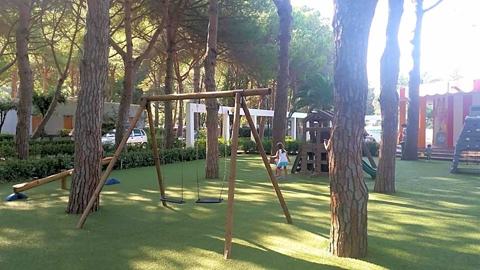 Villaggio Turistico La Mantinera - Hotel