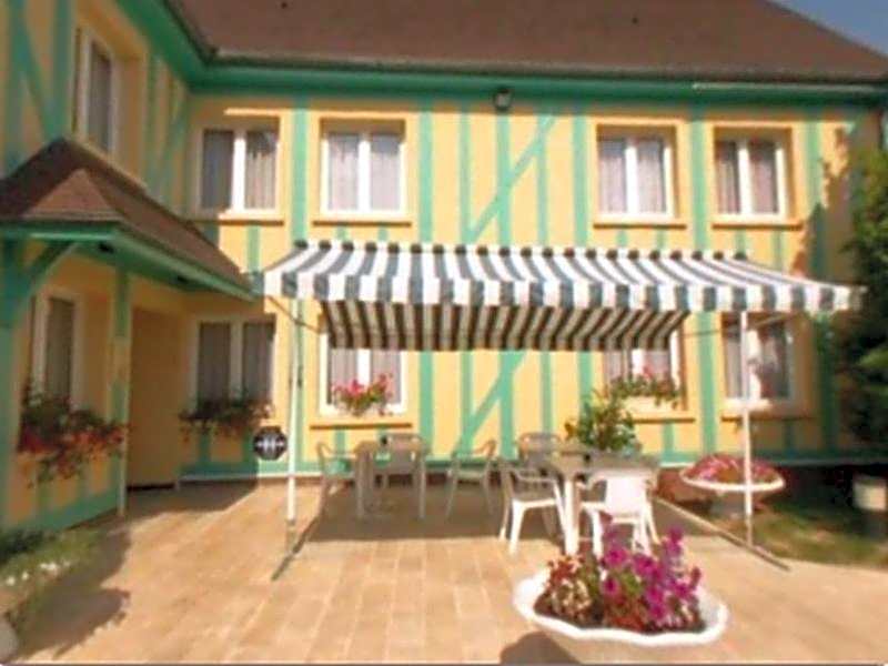 Logis Hôtel Le Pan De Bois