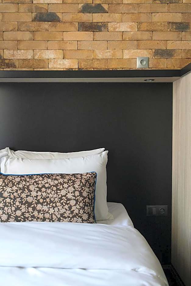 numa l Root Rooms & Apartments