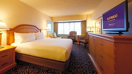 DELUXE ROOM 1 KING - NON-SMOKING