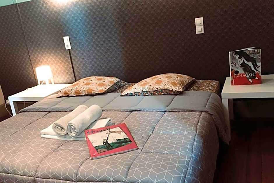 Photo 1 of 2 of Quadruple Room