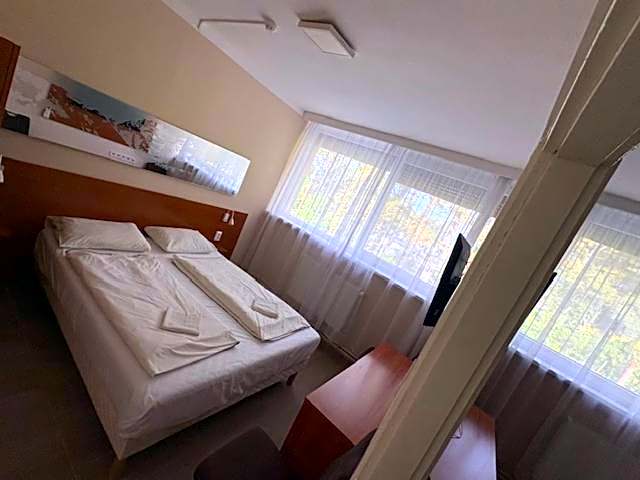 Öreg-tó Hotel és Rendezvénytér