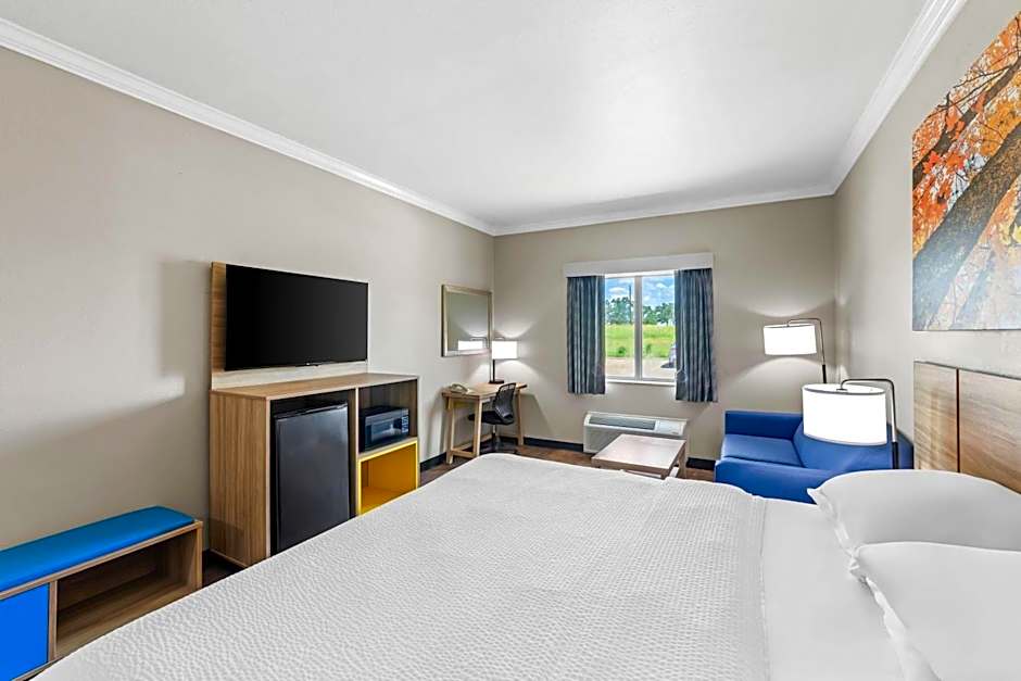 Days Inn by Wyndham Rockdale Texas