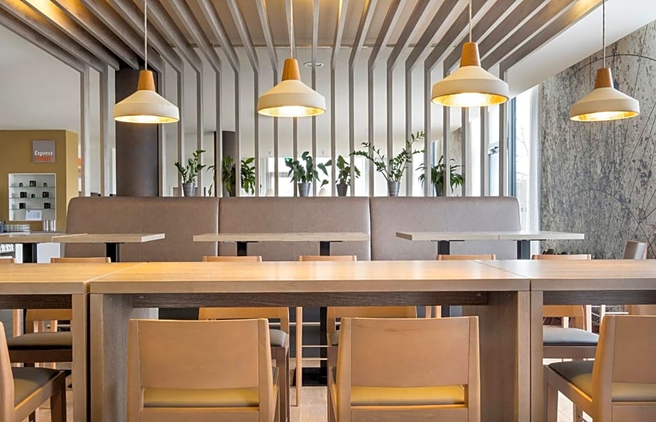 Holiday Inn Express Friedrichshafen By IHG