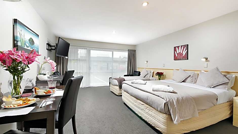 Arthur's Court Motor Lodge