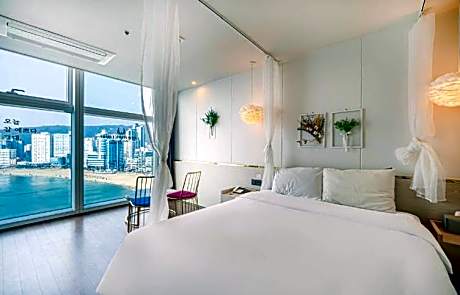 Queen Room with Sea View