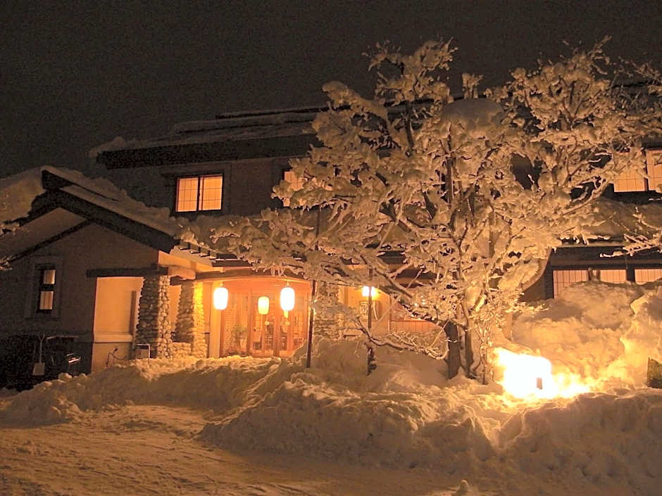 Hakuba Onsen Ryokan Shirouma-so