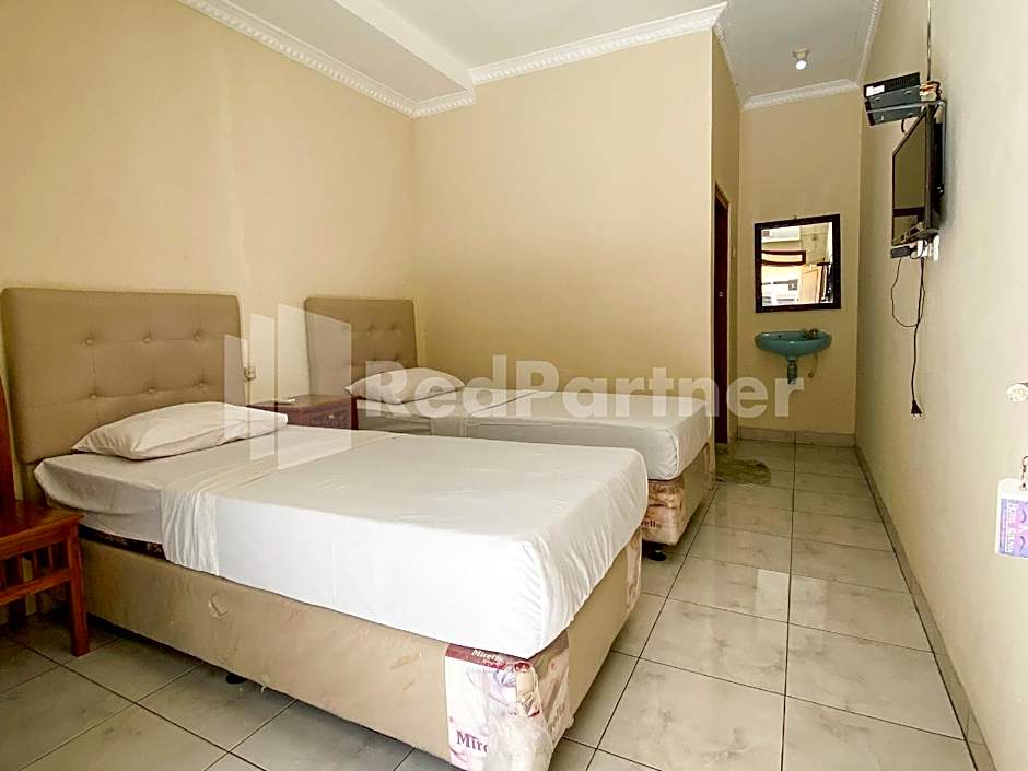 Hotel Kurnia @ Jln Pemuda Blora RedPartner