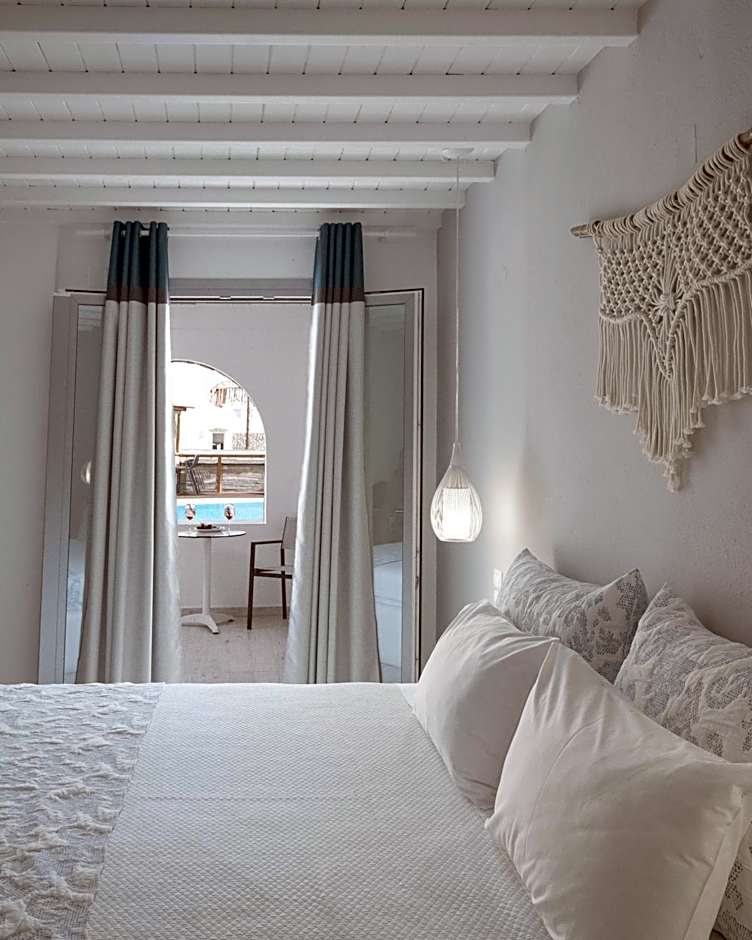 Mykonos Essence Adults Only