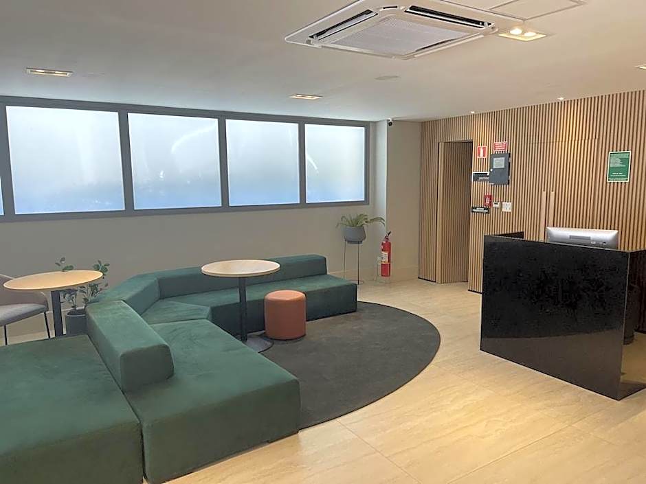 Cozzy Suites