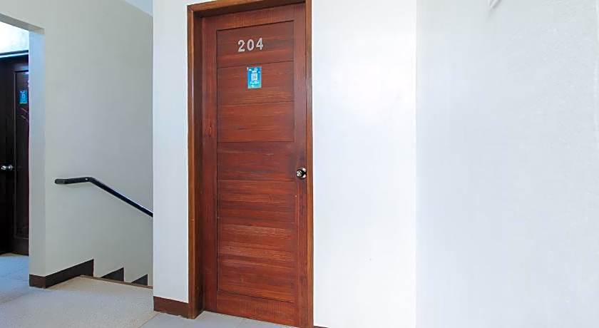 RedDoorz @ Golite Washington