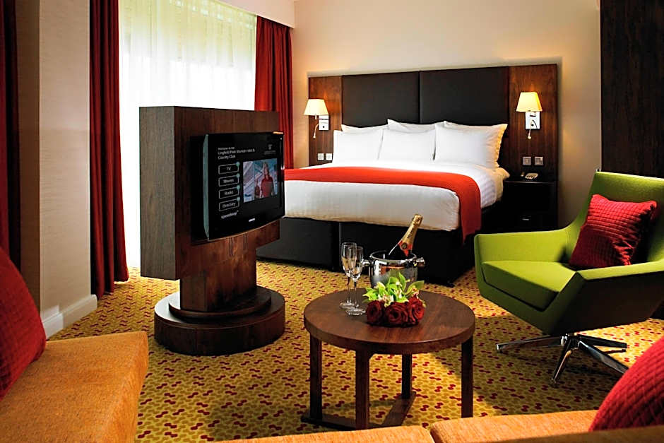 Lingfield Park Marriott Hotel & Country Club